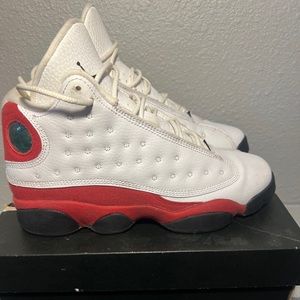Preowned size 5Y Jordan Retro 13